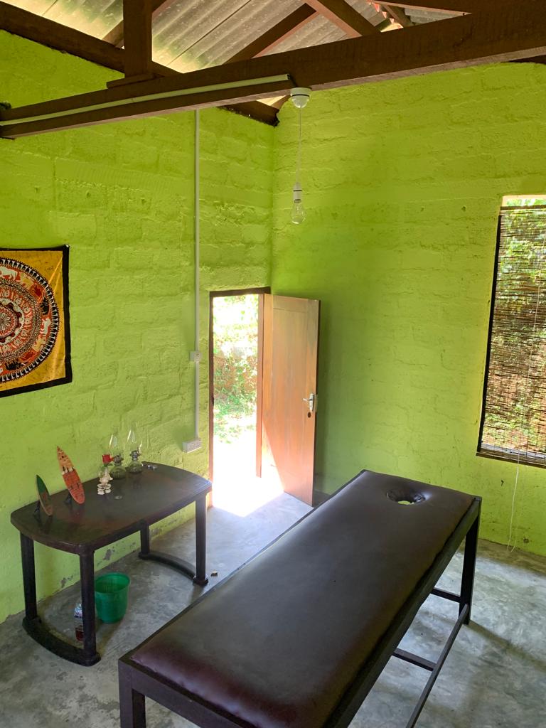 Massage Hut 2